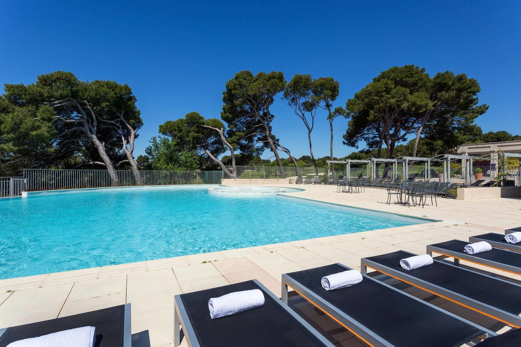 Madame Vacances Residence Provence Country Club Saumane-de-Vaucluse Экстерьер фото