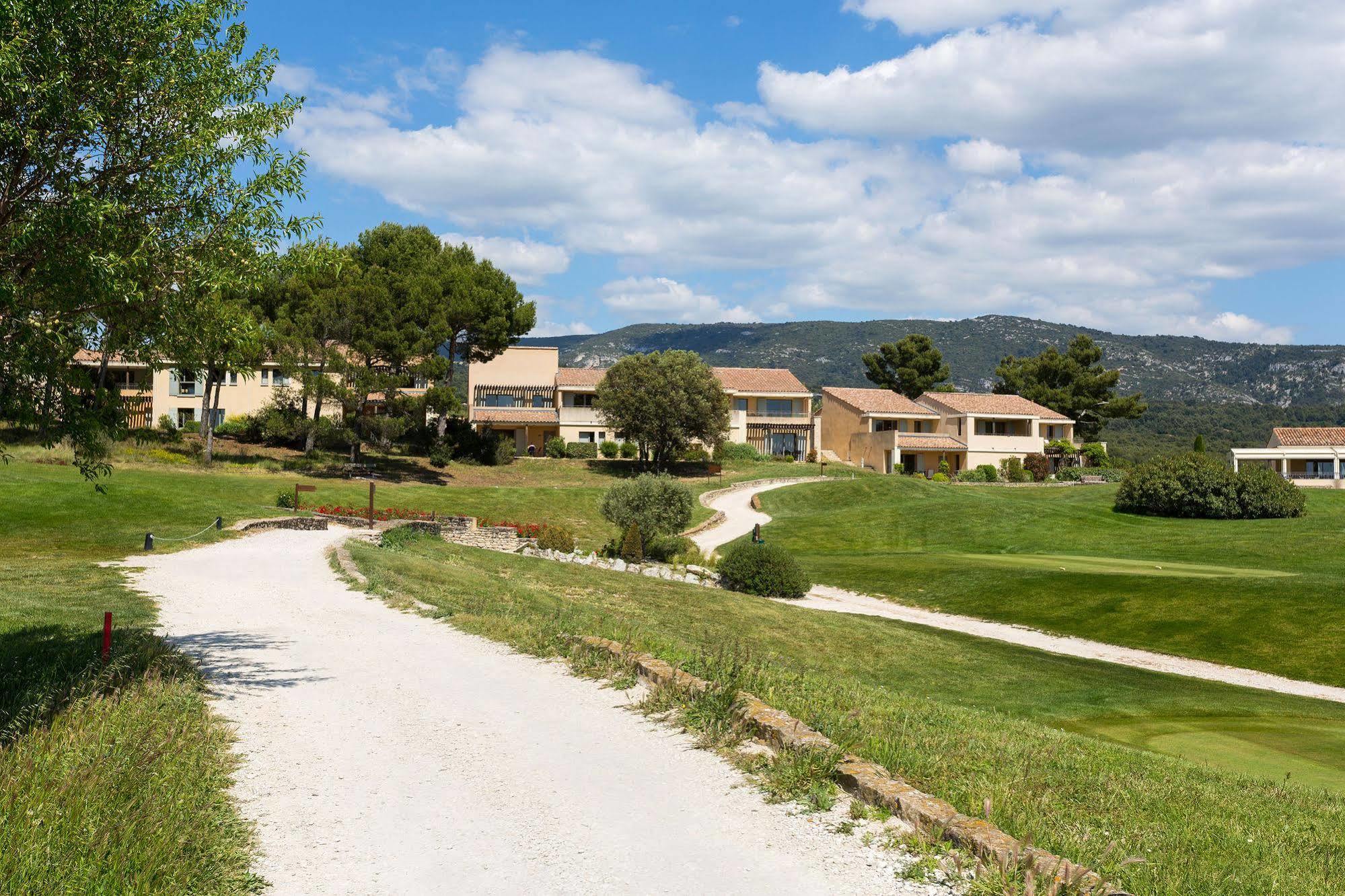 Madame Vacances Residence Provence Country Club Saumane-de-Vaucluse Экстерьер фото